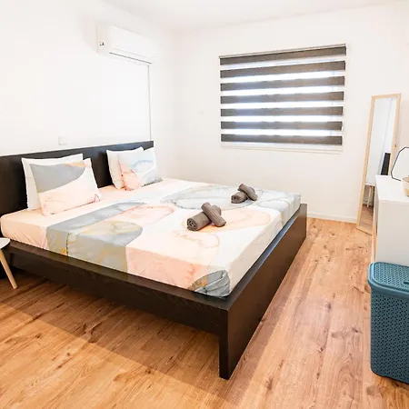 아파트 Cozy In Kapparis #2 *