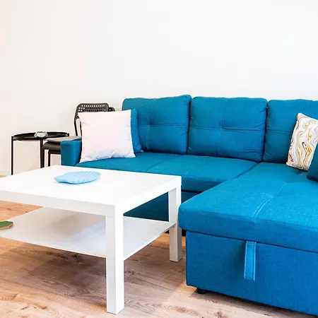 아파트 Cozy In Kapparis #2 *