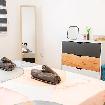 Cozy In Kapparis #2 아파트